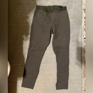 J. Crew Women’s Army Green size 6S pixie pants ankle length never worn